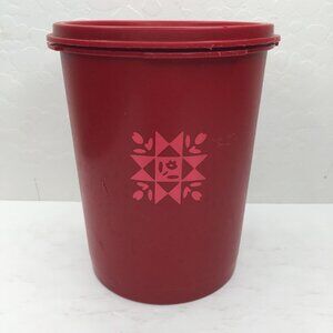 Vintage Rare Tupperware Servalier Red Tulip Quilt Container Sunburst Lid 811-13